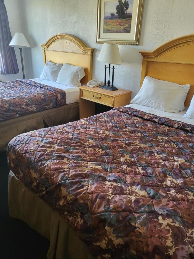 Rodeway Inn Brazil Buitenkant foto